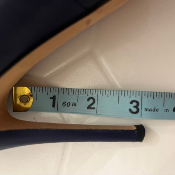 SJP Sarah Jessica Parker Blythe Navy Heel 38 1/2 (38.5) size 8 - Picture 15 of 15